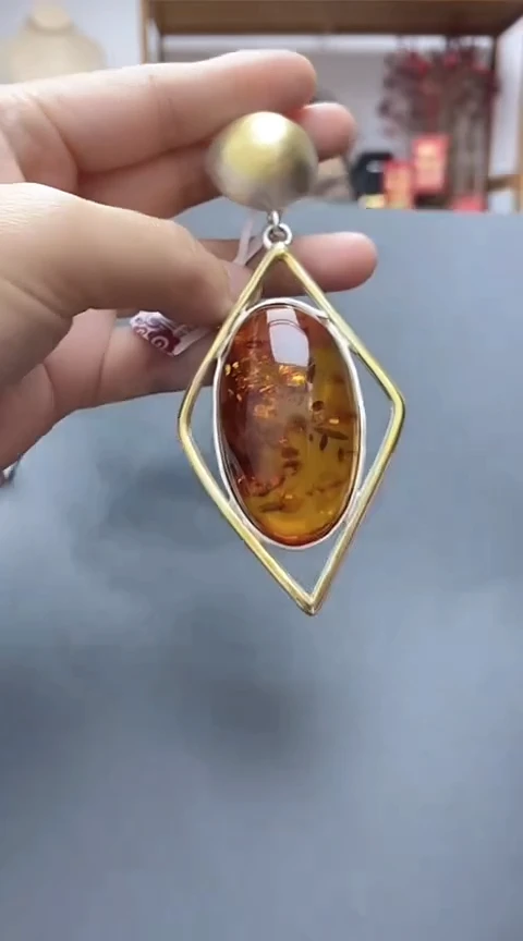 【闪购商品】琥珀裸石银S925镶嵌琥珀吊坠
