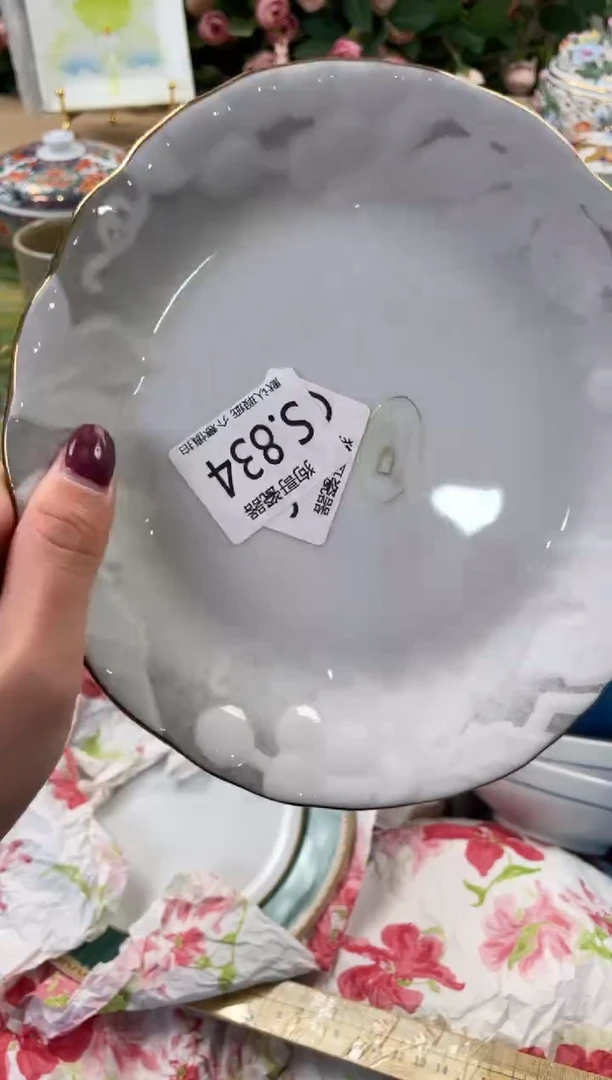 瓷片h***?834闪购库存默认一件默认微瑕慎拍