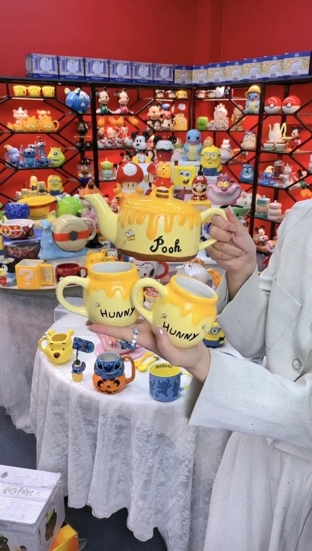 【闪购商品】.@@陶瓷维尼熊一壶二杯