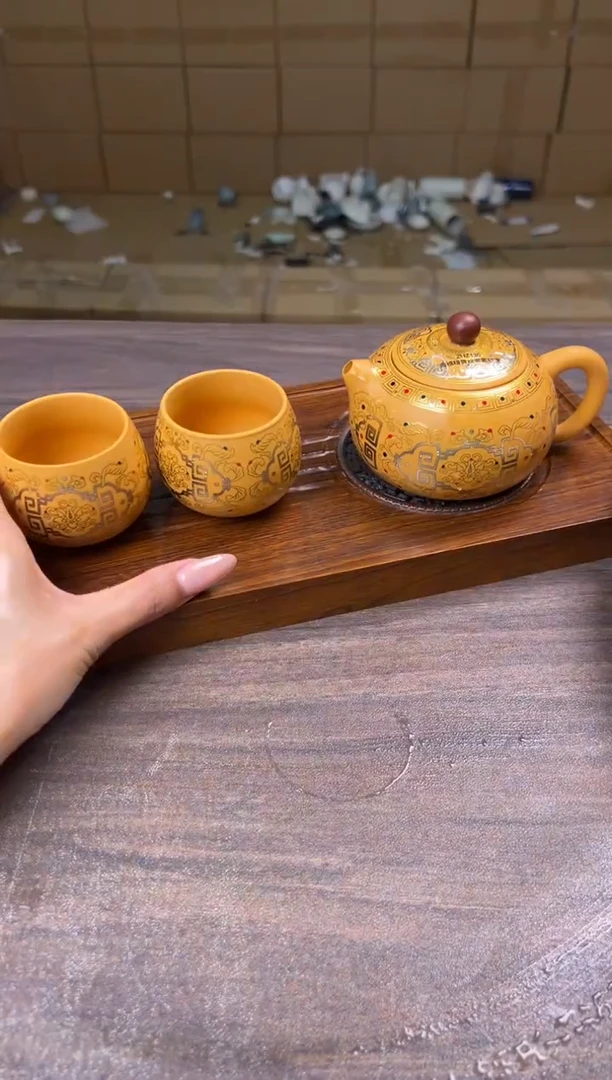 黑泥紫砂