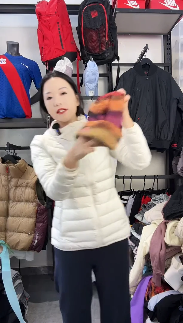 171闪购编码 运动卫衣裤以直播间过款为准 尺码黄帽子