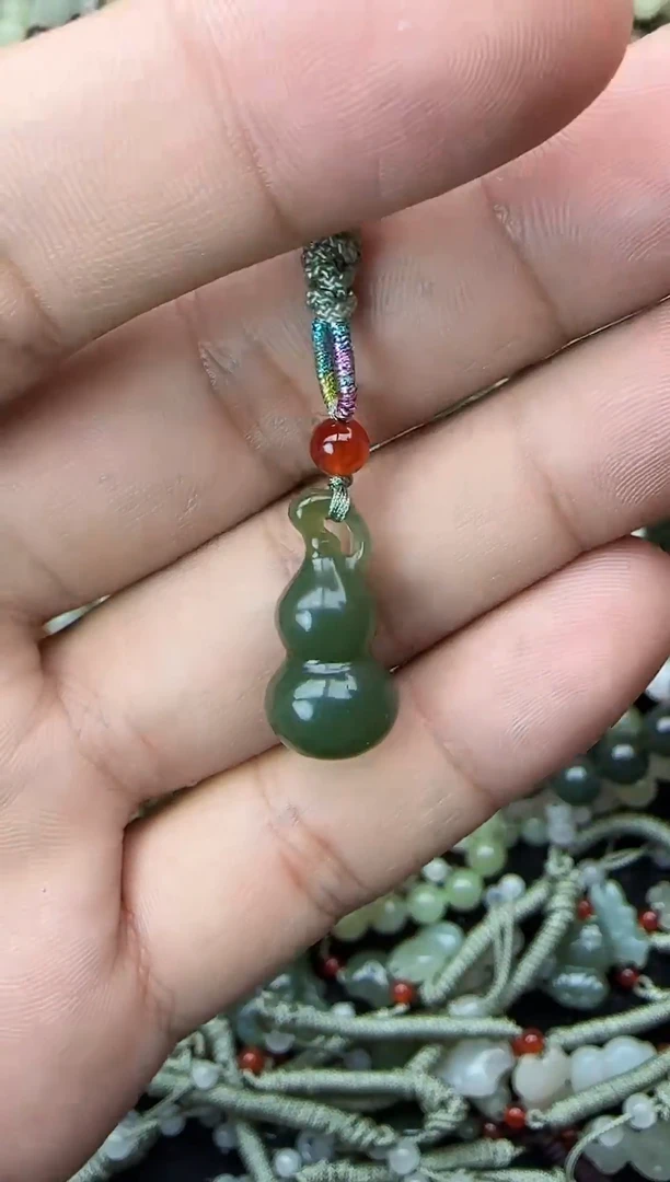 项链未镶嵌和田玉拍一发一