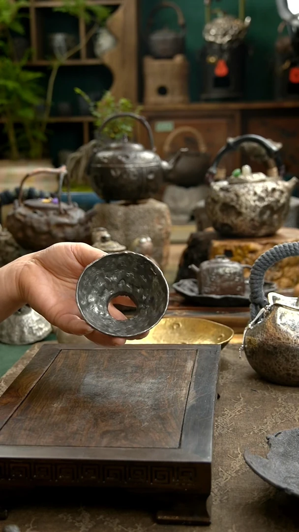 纯锡手工锻打投茶器