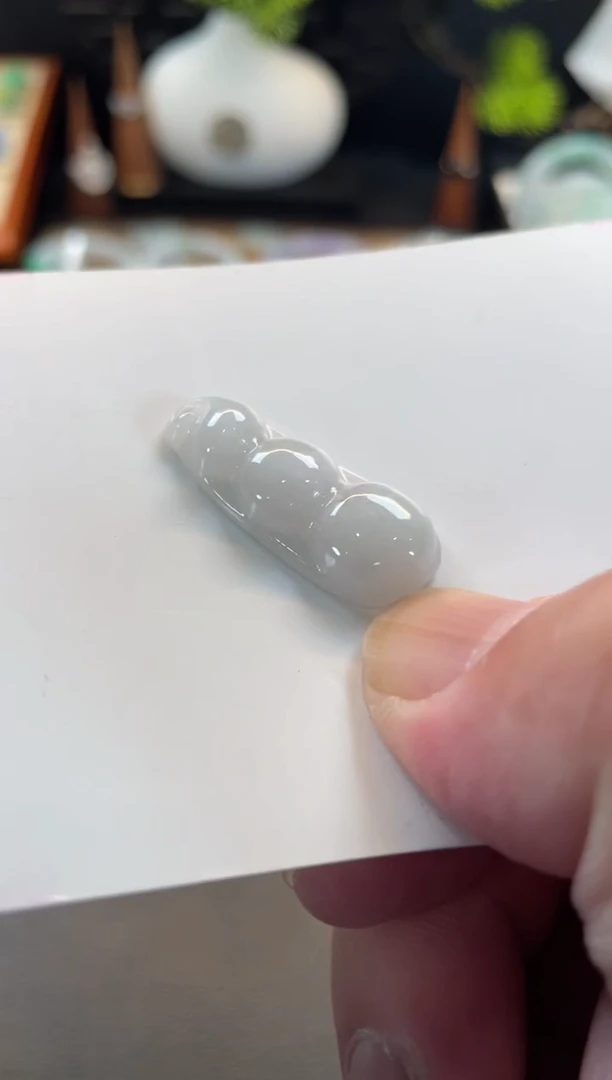 颈饰未镶嵌翡翠39号链接 有纹裂