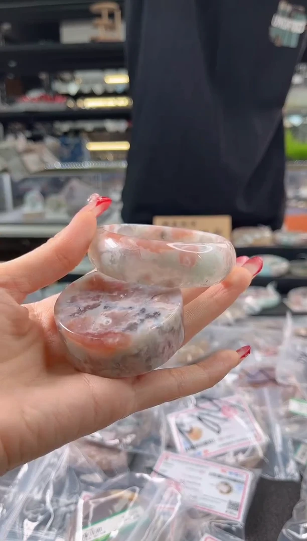 未镶嵌手镯石英质玉54--55圈口（赠品镯心）