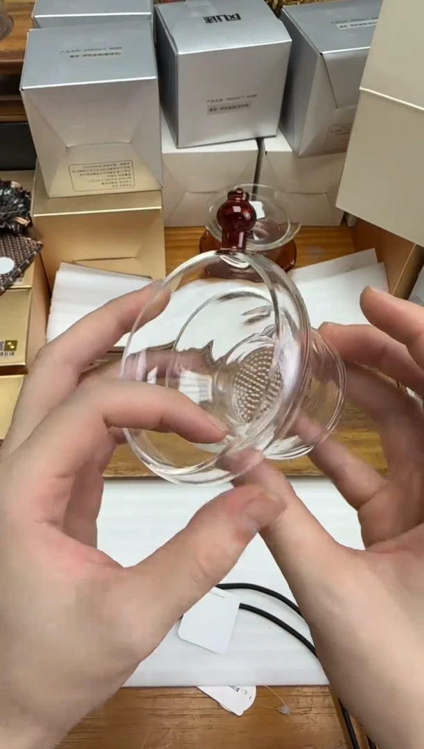 禾器金标奉珠茶漏琥珀