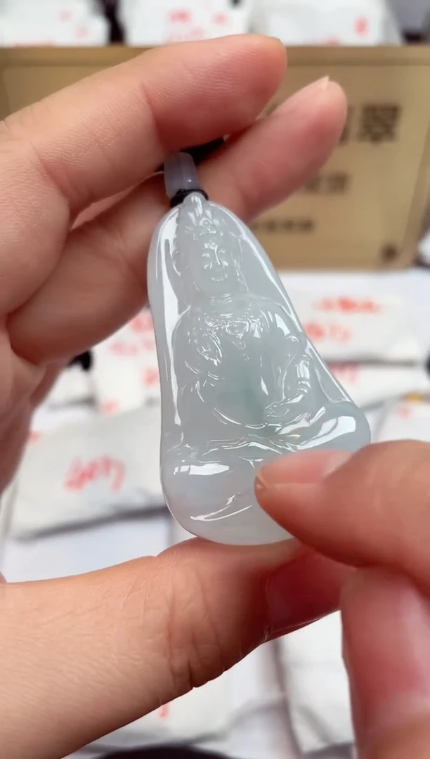 翡翠未镶嵌颈饰天然缅甸翡翠A货