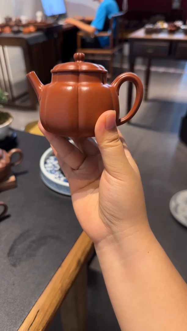 茶壶紫砂梅**客繁花 朱泥