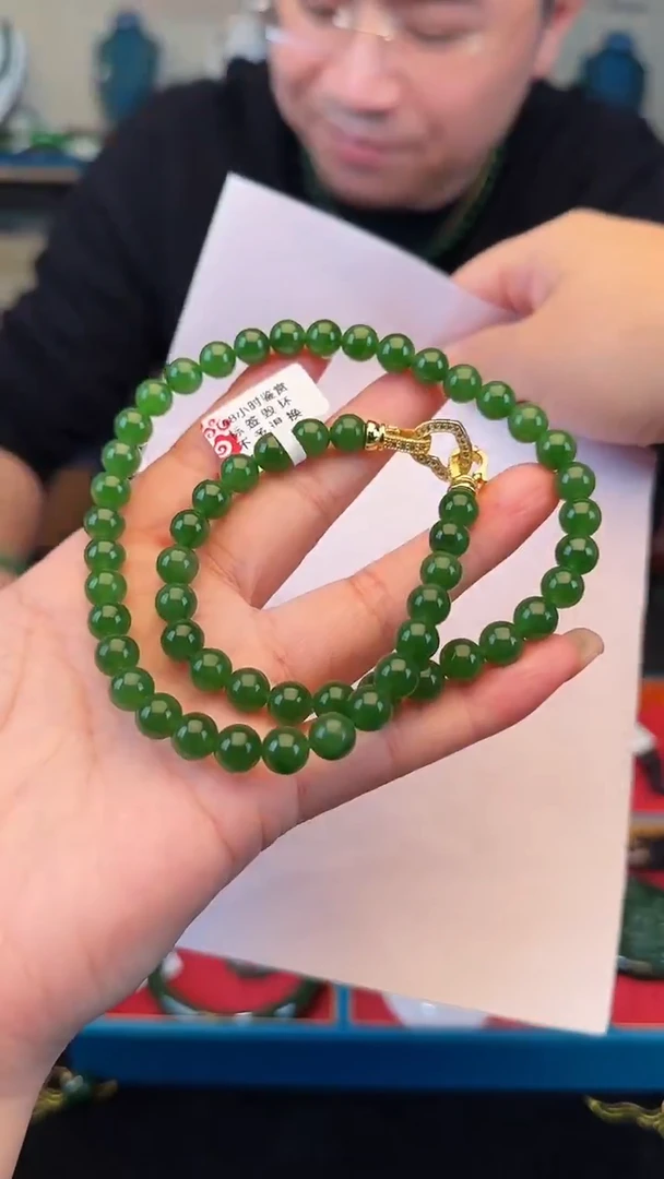 颈饰未镶嵌和田玉卡8妈妈链