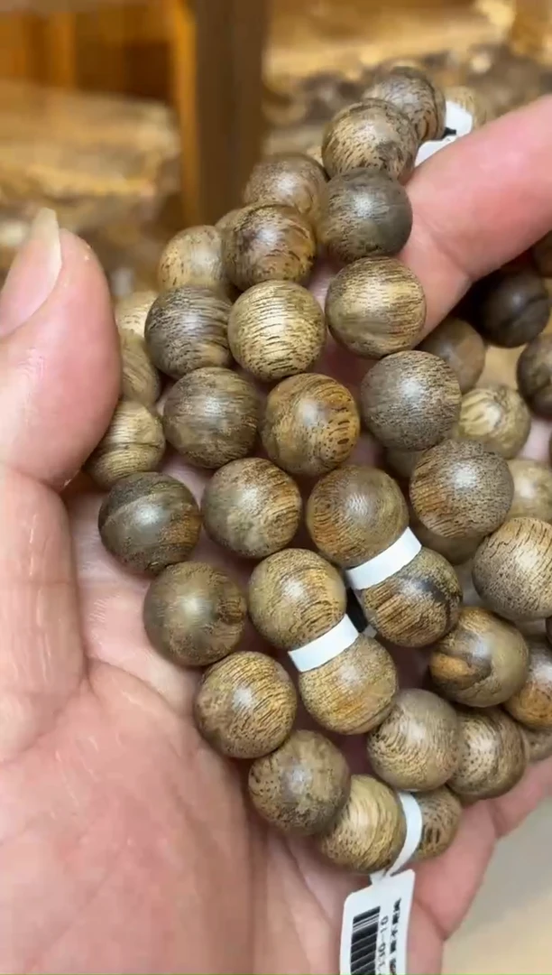 沉香手串 文莱圆珠单圈昆仑梅格1.3多样性发其一