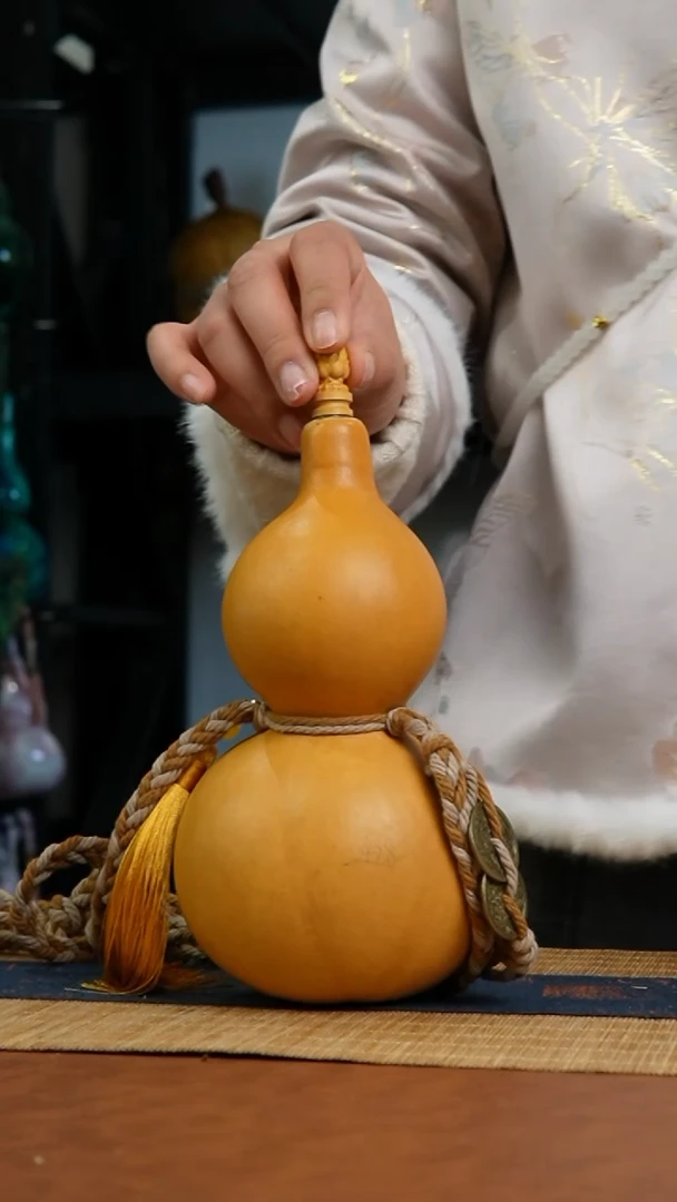 123号 天然热水酒葫芦 一物一拍（有瑕介意勿拍）