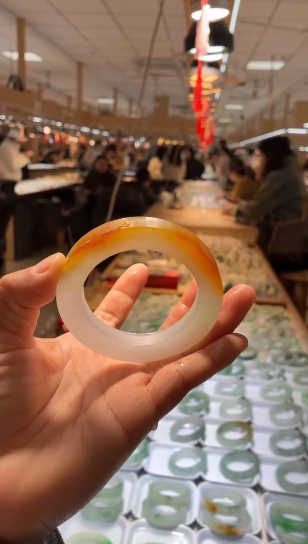 未镶嵌手镯定制定制翡翠定金1w