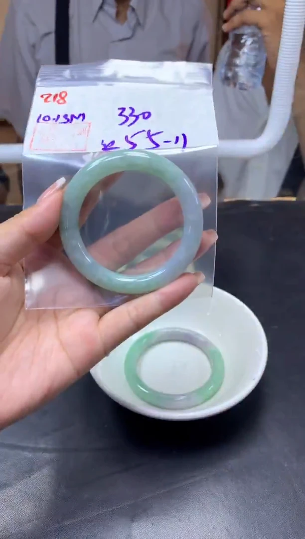 未镶嵌定制翡翠218手镯55丝+330元+拍一发一