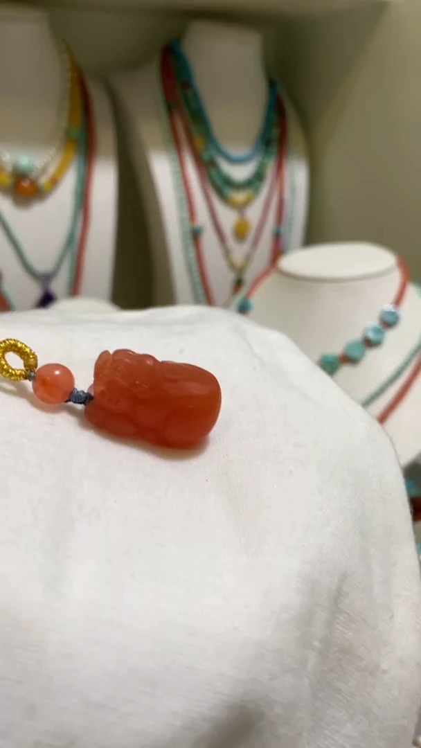 未镶嵌南红玛瑙珠宝奇石20*13mm