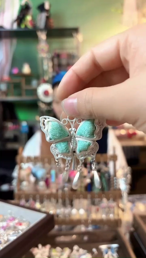 织绣彩云南阁非遗老绣620