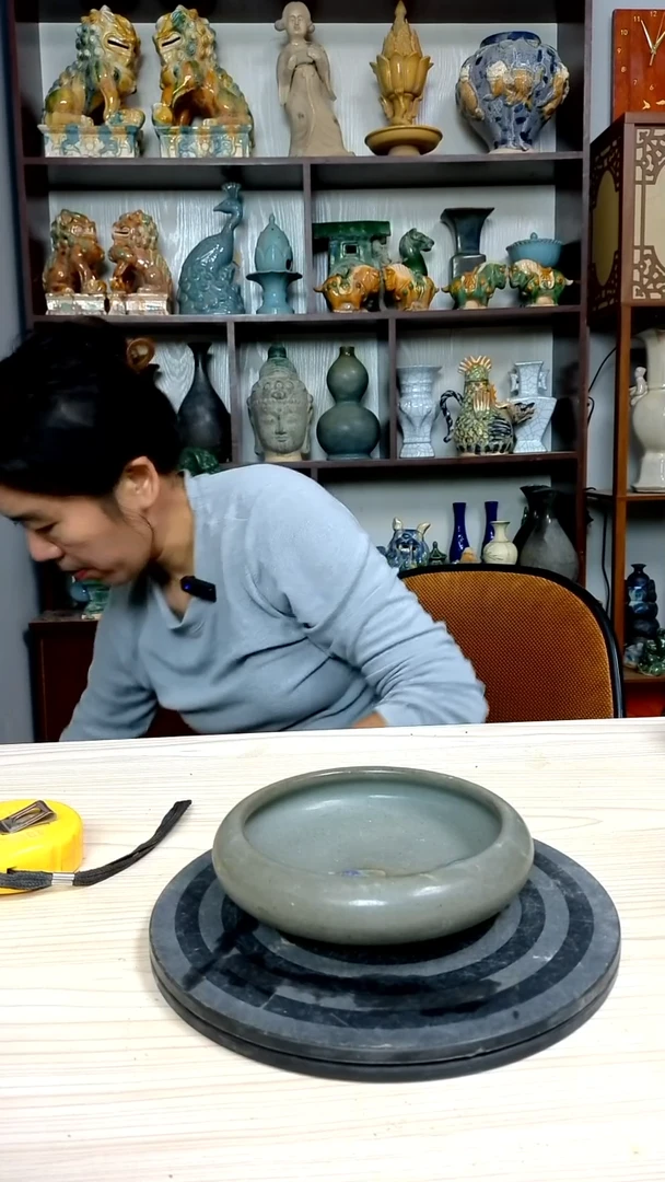 经典精美复古风格瓷器