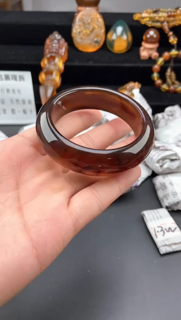 琥珀未镶嵌手镯57圈口棕红珀手镯