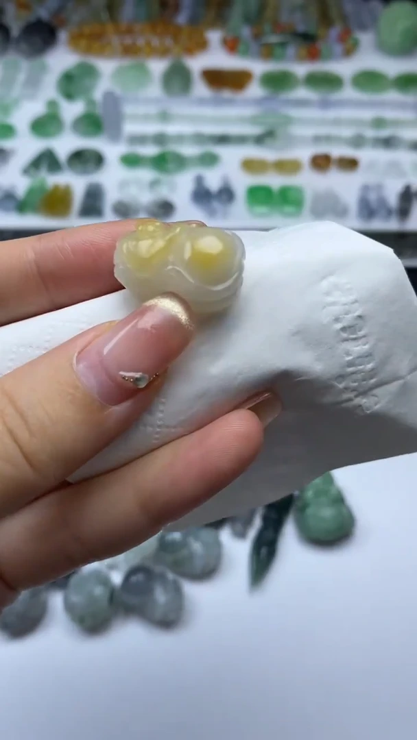 未镶嵌定制翡翠毛货定制不退不换