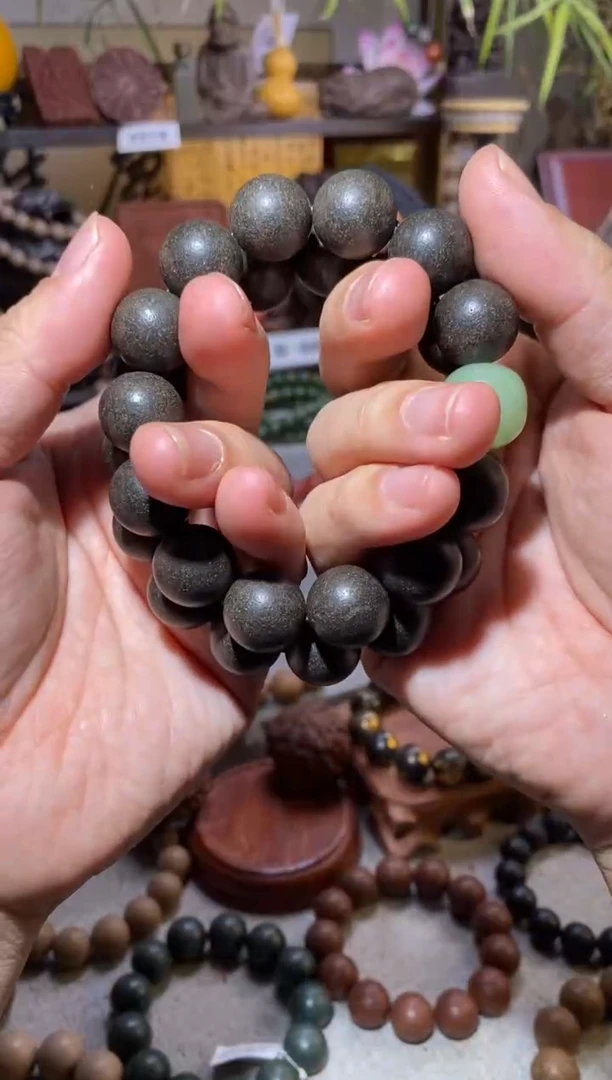 【闪购商品】泥塑药香的浓神秘香方手串14