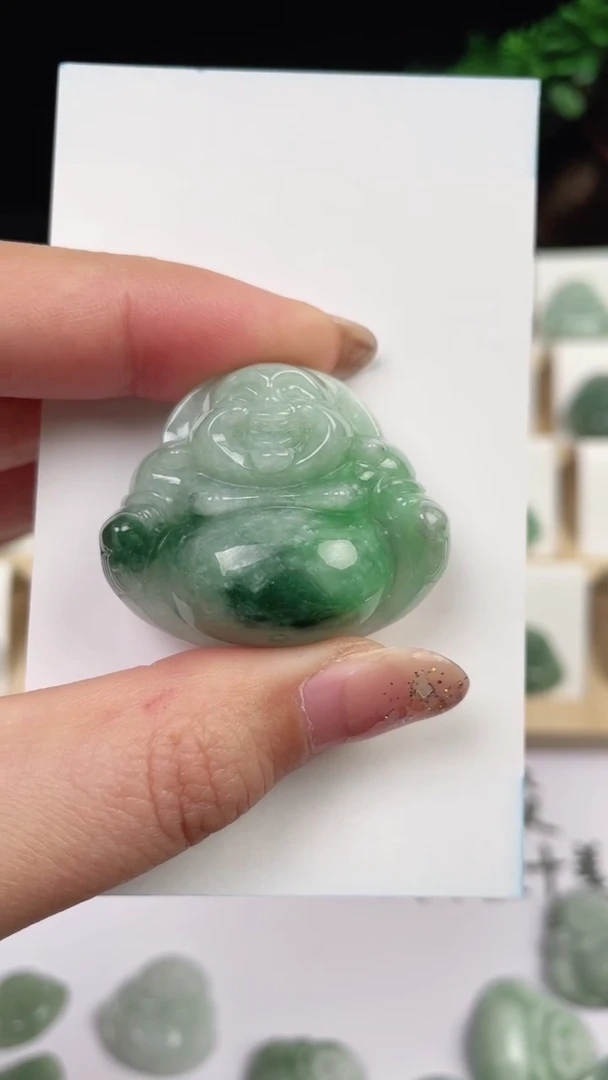 【闪购商品】翡翠颈饰未镶嵌佛公