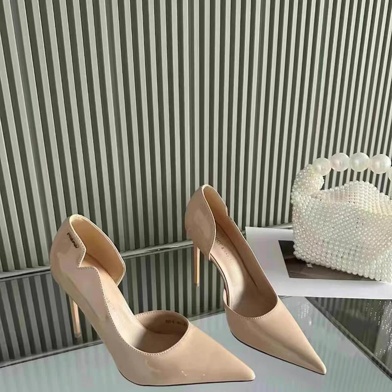 红底高跟单鞋浅口鞋2新款显瘦性感时尚女