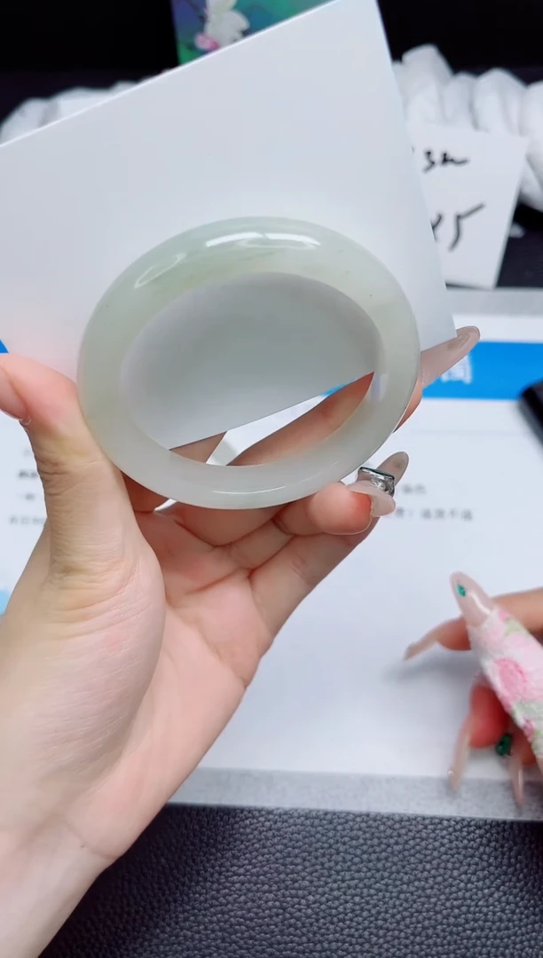 石英质玉手镯未镶嵌367-55