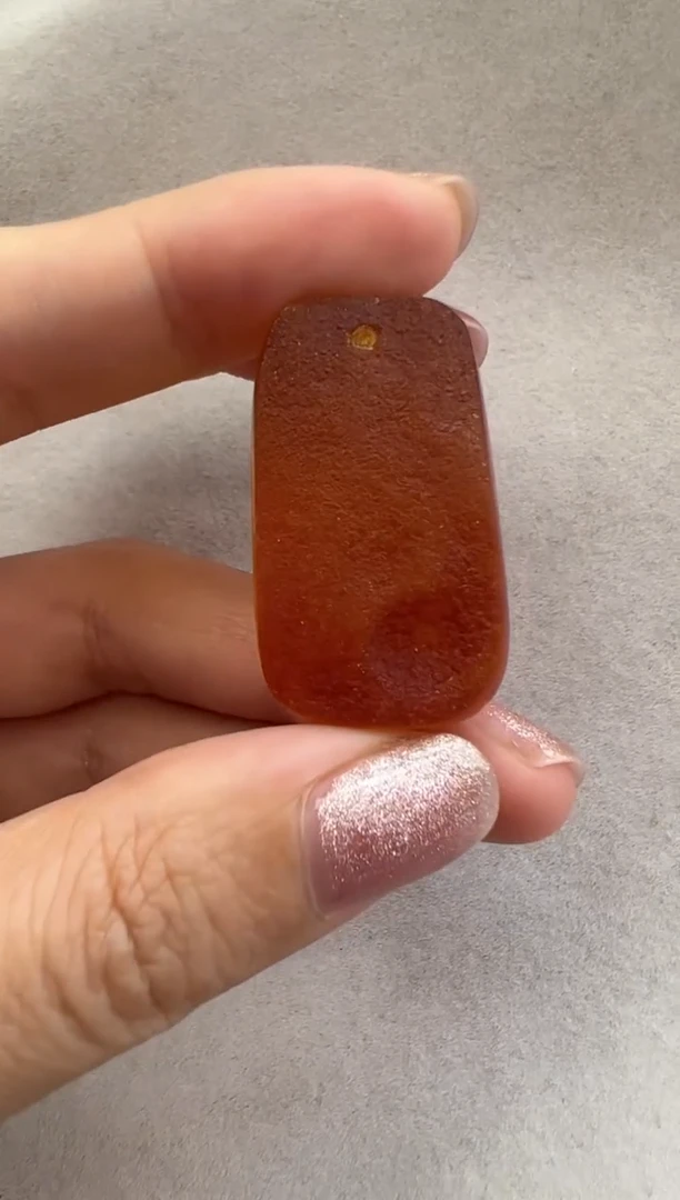 【闪购商品】琥珀裸石未镶嵌10121054-吊坠