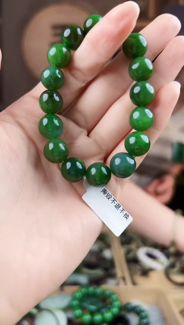 颈饰未镶嵌和田玉拍一发一，多样性发货