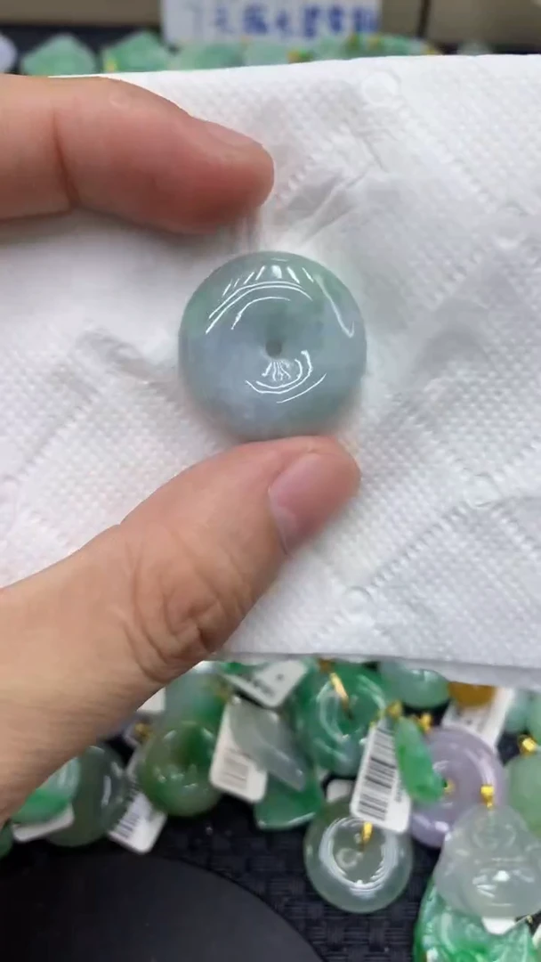 颈饰未镶嵌翡翠天然缅甸A货翡翠