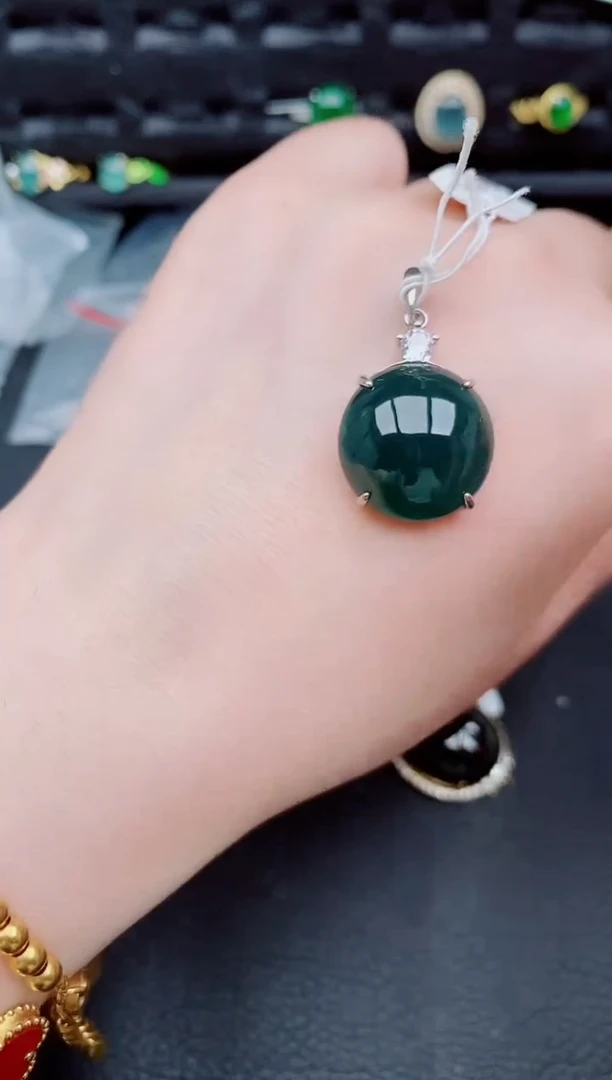 【闪购商品】翡翠颈饰银S925镶嵌天然a货翡翠797