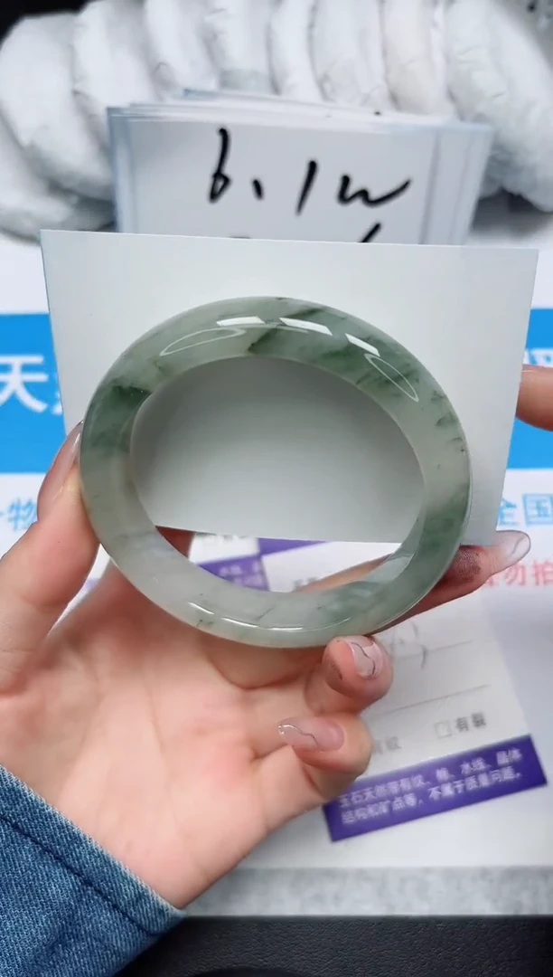 【闪购商品】石英质玉手镯未镶嵌214