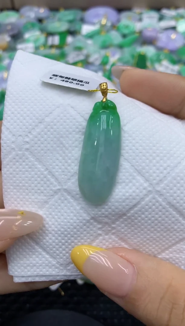 颈饰未镶嵌翡翠天然缅甸翡翠A货