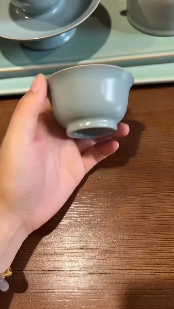 压手杯 (王国奇手签专属器型)(天青)