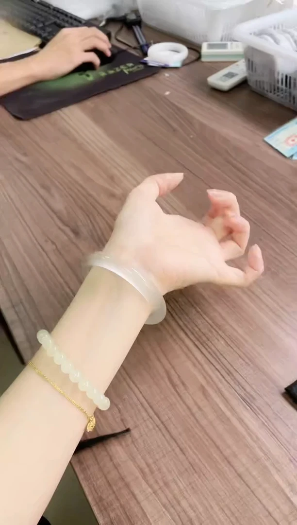 未镶嵌手镯石英质玉102-60