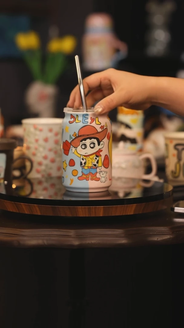 【闪购商品】摆件景德镇釉下彩绘设计师款陶瓷