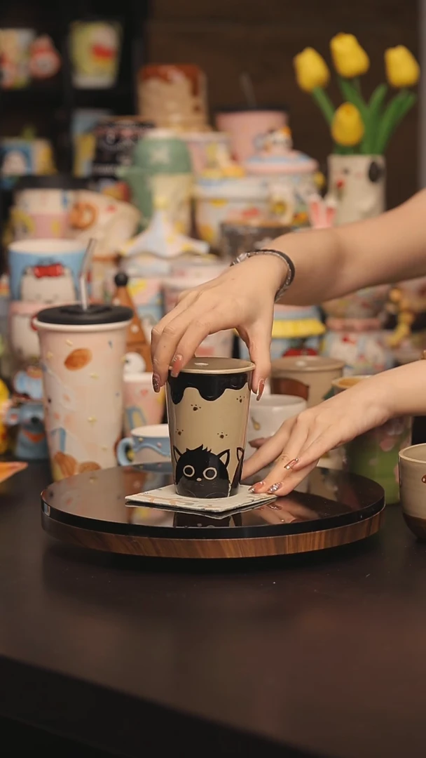 景德镇釉下彩绘设计师款式陶瓷