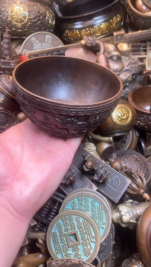 精美铜器点击下单