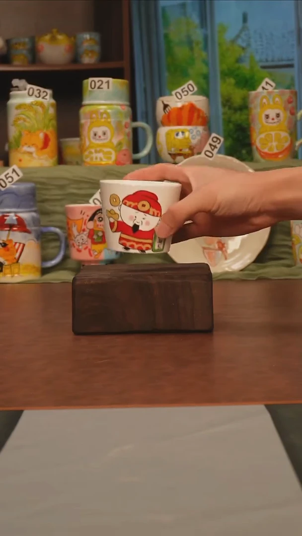 景德镇卡通文创陶瓷-财神爷猪口杯