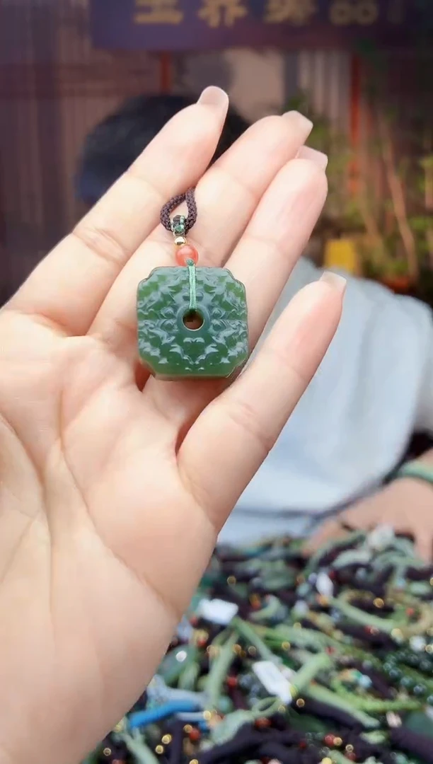 颈饰未镶嵌和田玉多样性发货拍一发一