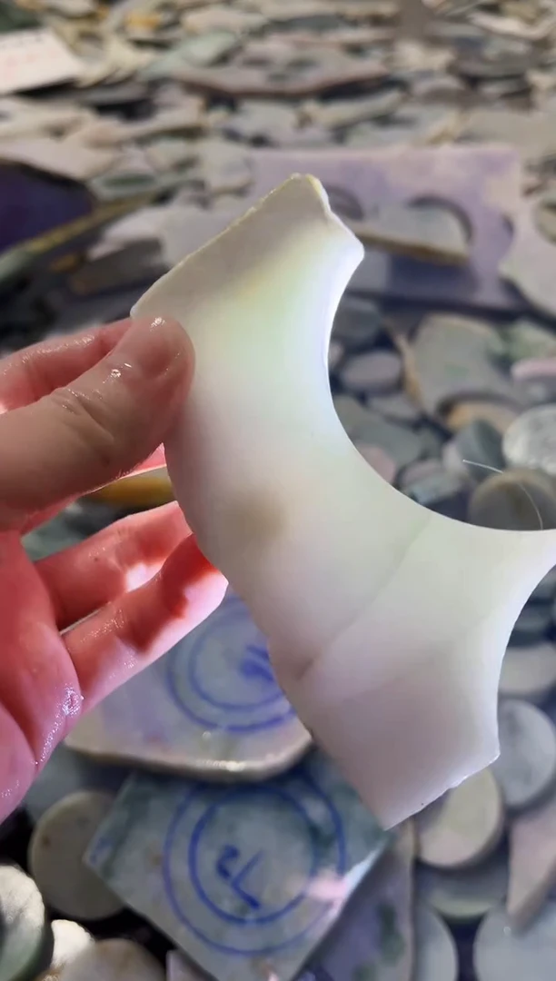 【闪购商品】翡翠颈饰未镶嵌A货吴平019