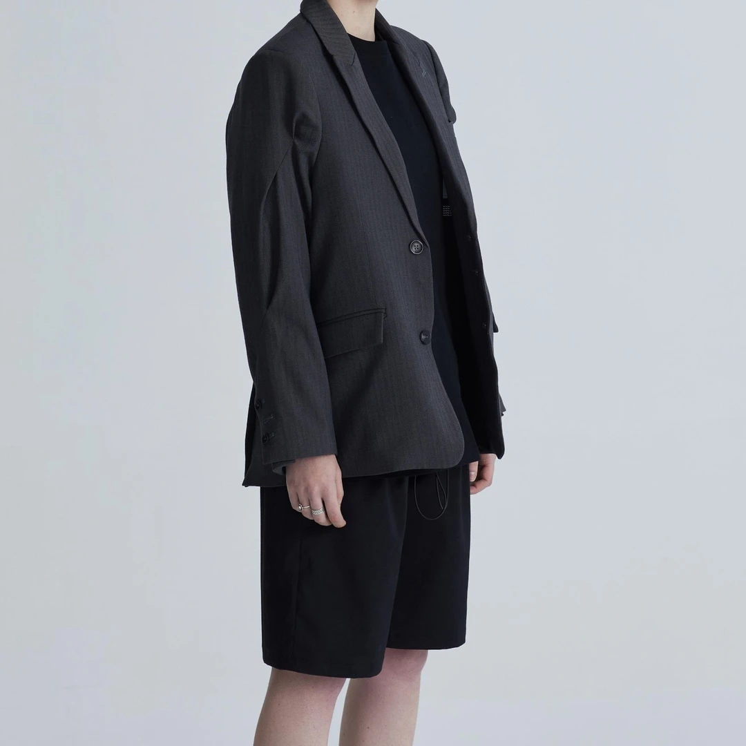 中性风简约宽松时尚休闲潮牌西装外套A81WT15