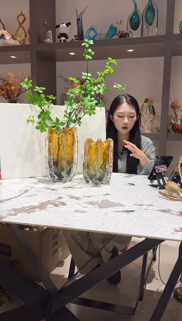 琥珀气泡琉璃花瓶一对