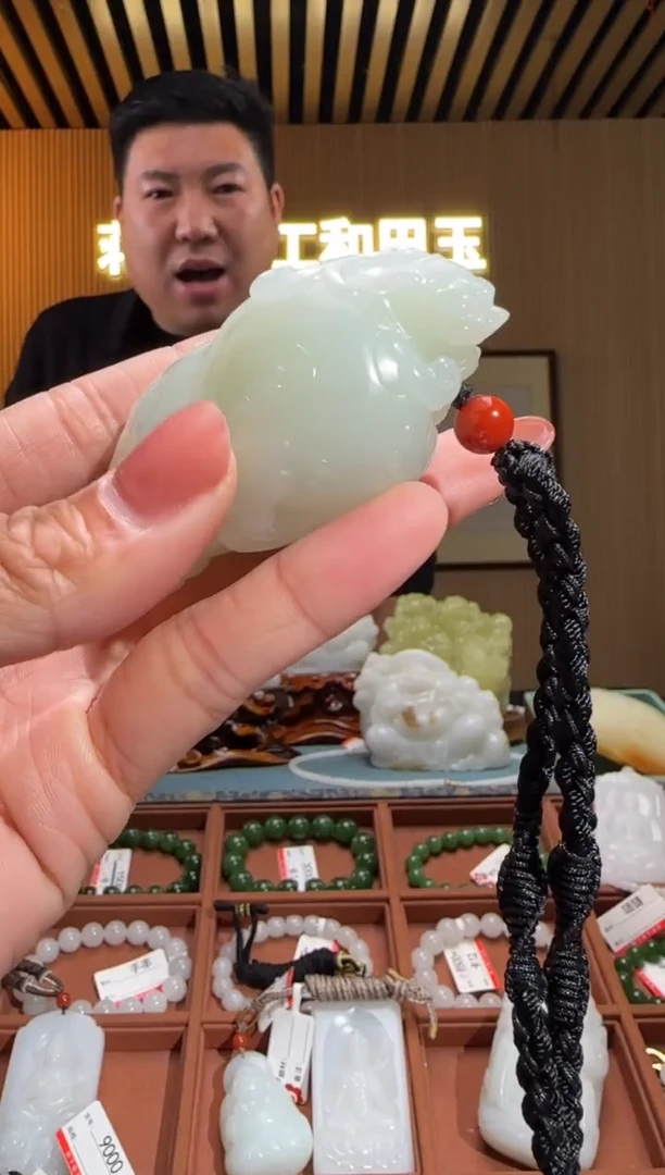 颈饰未镶嵌和田玉G