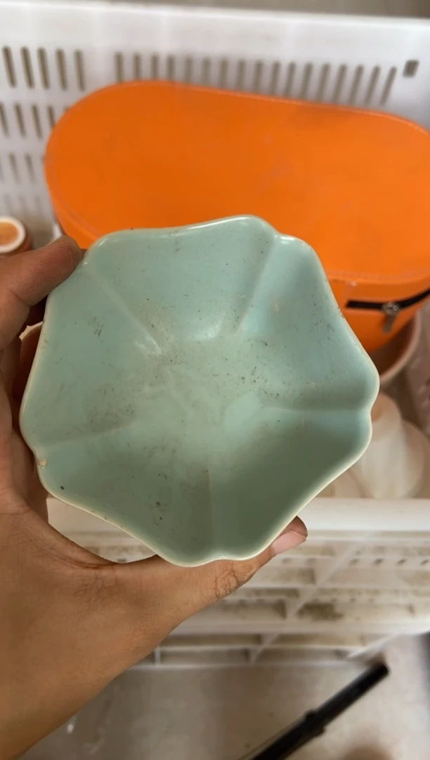 无运费险有瑕疵的摄影的产品有使用过的痕迹有点脏介意勿拍