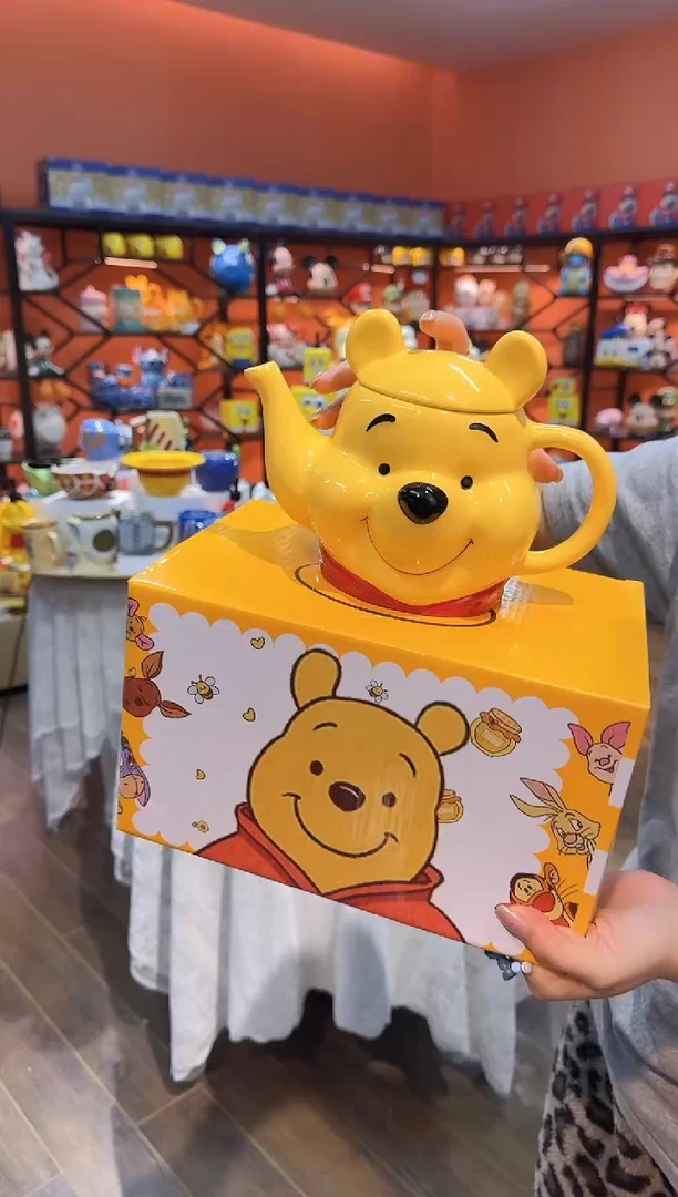 瓷片@@维尼熊陶瓷水壶（礼盒）