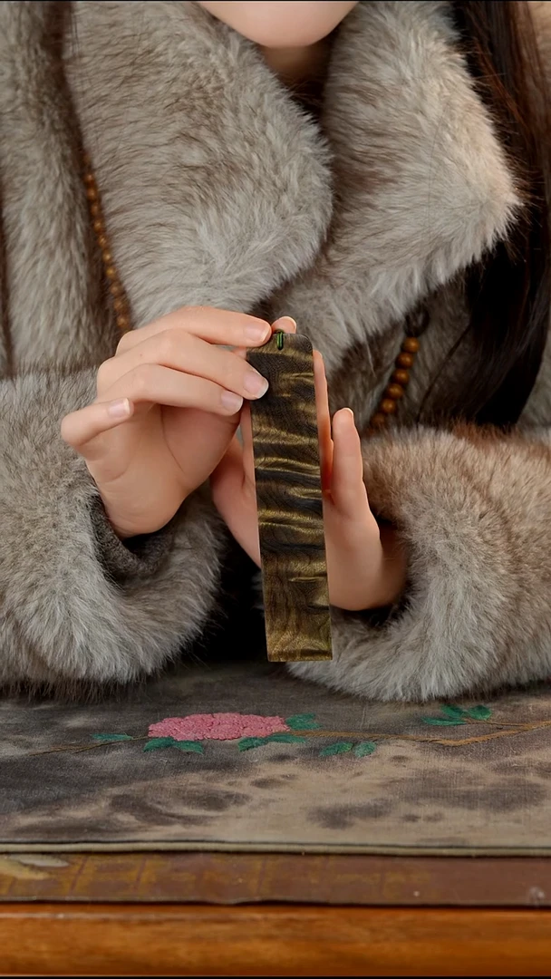 金丝楠水波纹书签高抛光