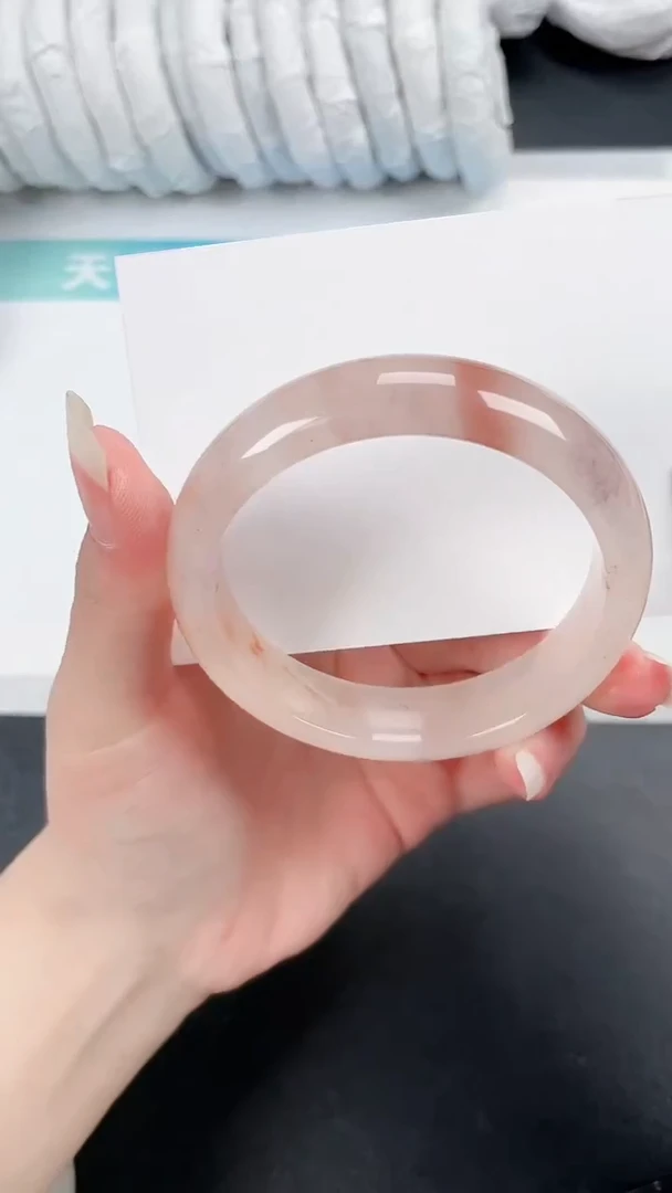 【闪购商品】石英质玉手镯未镶嵌264-56.8