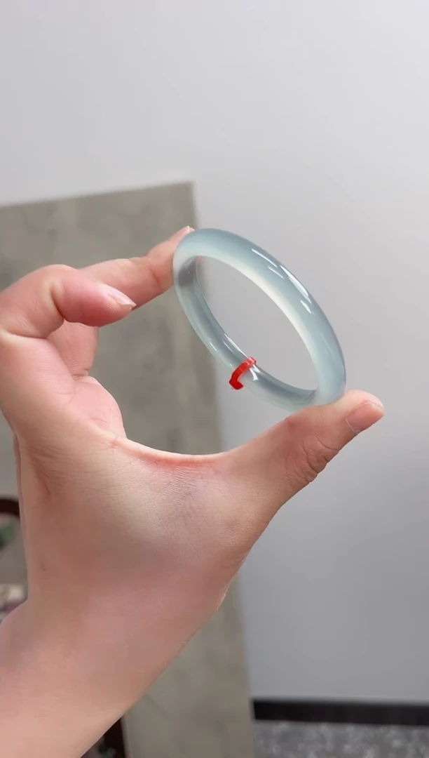 玛瑙/玉髓手镯未镶嵌51-52圈