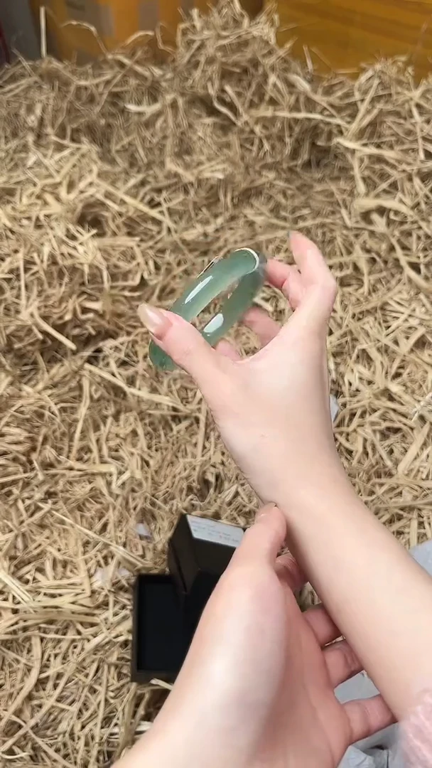 未镶嵌手镯石英质玉1140圈口60