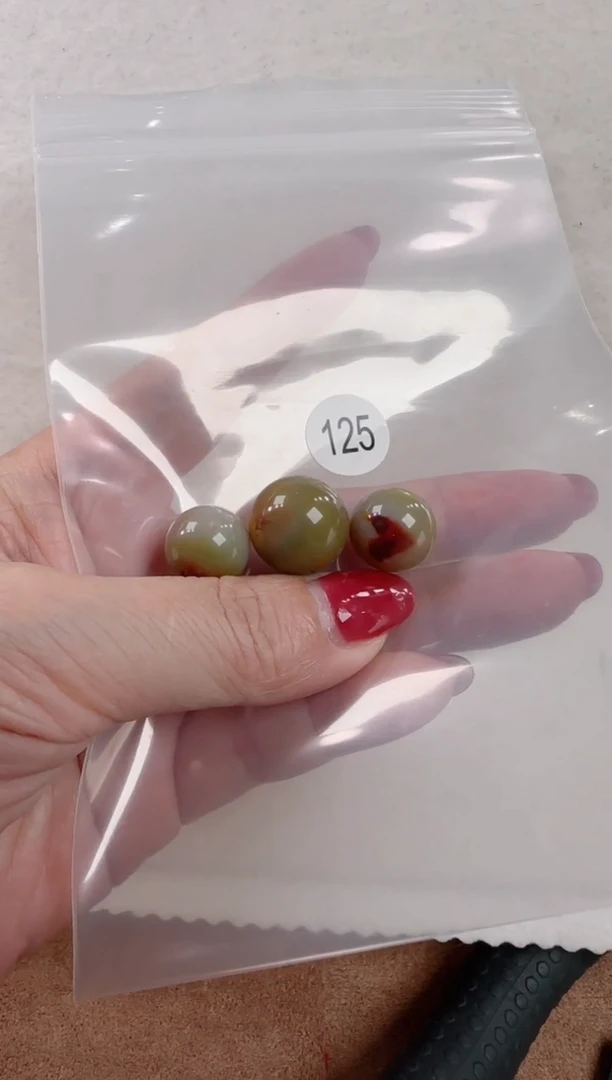 未镶嵌玛瑙/玉髓珠宝半成品a****光原矿无优化无胶裂盐源包浆